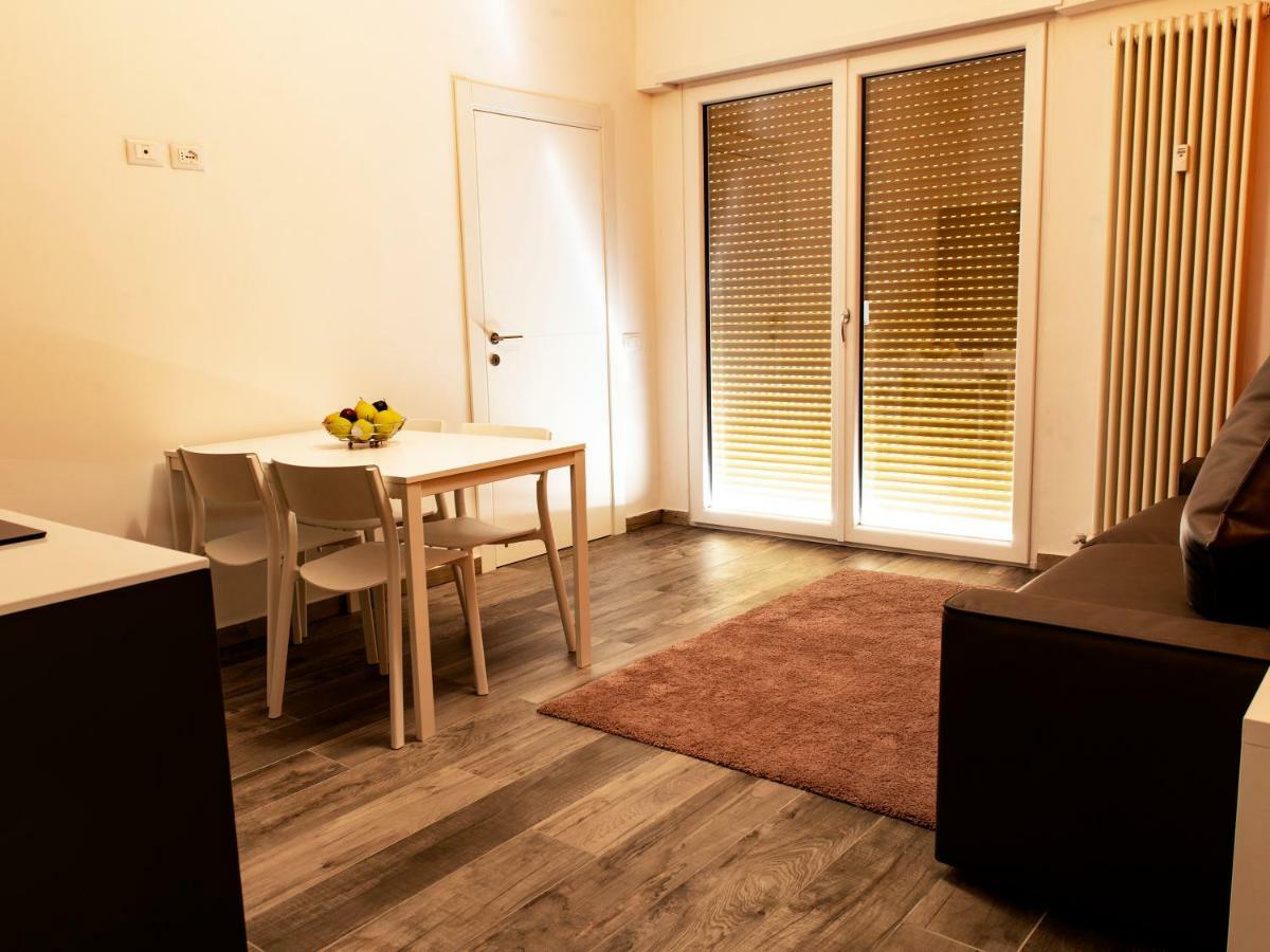 Roma Ariston 8 Apartman Bolzano Kültér fotó
